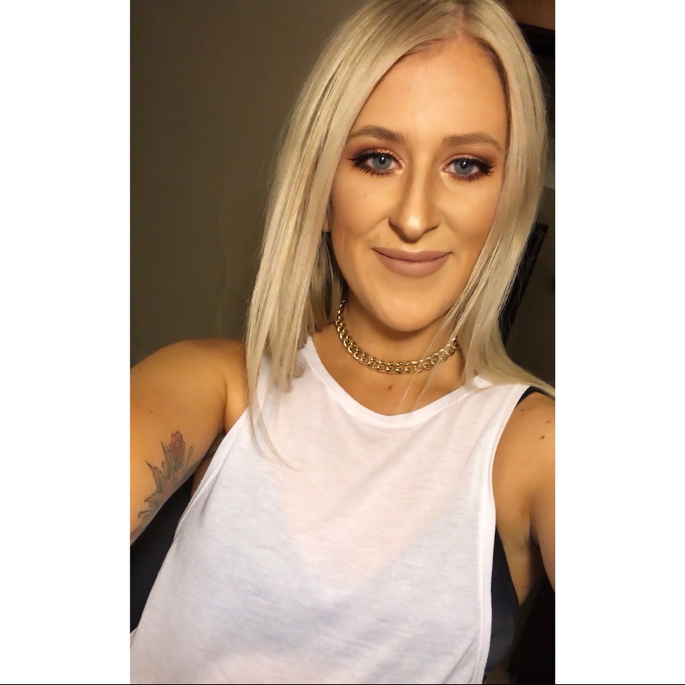 Meet your Posher, Colleen